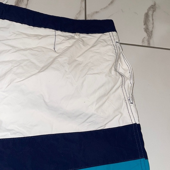 NWOT Tommy Hilfiger color Block Shorts - Picture 4 of 6